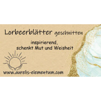 Lorbeerblätter geschnitten